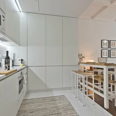Libest Av. Da Republica 1 - Saldanha Apartament