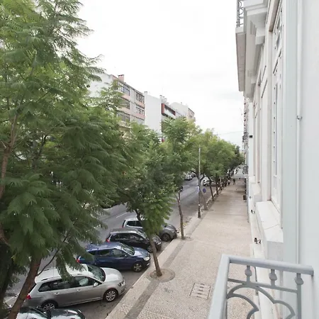 Libest Av. Da Republica 1 - Saldanha Apartament